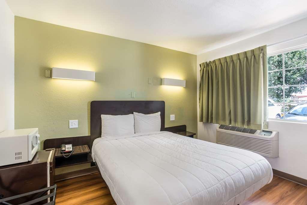 Americas Best Value Inn Bowling Green Zimmer foto
